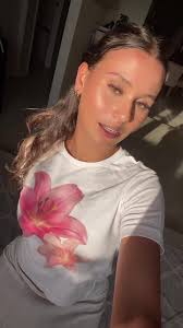 wearing the lily short-fit tee🌺🌸 dc: LAURACOVEY at checkout for $ off  #booandco #printedtshirts #summer