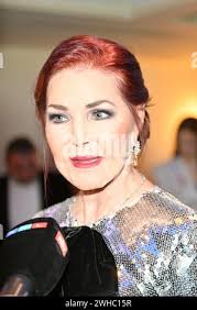 Nina ricci hi-res stock photography and images