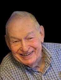 Arthur Chartier's Instagram, Twitter & Facebook