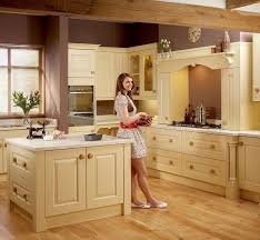 Stamford Cream Kitchen Country Kitchen Kitchen Fittings Kitchen Design