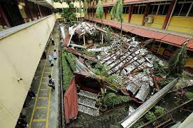 Sek keb danau kota 2 mapio net. Students Of Kl School Watch In Horror As Roof Blows Off During Storm