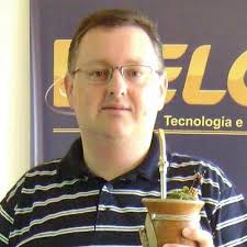 Luiz Eduardo Kessler (@lebkessler)