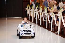 リングボーイ リングガール 椅子 手押し車