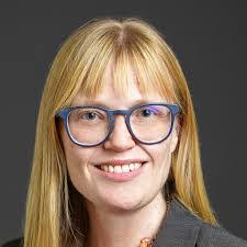 Vicki Howe's Instagram, Twitter & Facebook