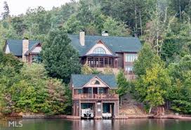 Agents & developers add your listings here! Pin On Classic Lakeside Boat Houses