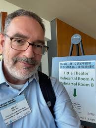 Sustainability in teaching education and research: HSNR professor discusses  at conference of university of excellence in the USA
