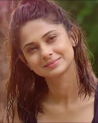 Countdown begins, 3....2......1.......... #prebirthday #birthday #party  #birthdaygirl . #RaishinghaniVSRaishinghani #anushkaraishinghani #webseries  #sonyliv . #JenniferWinget . . . . . . . . . . #jenniferwinget  #wingitwithwinget #jenniferwinget1 ...