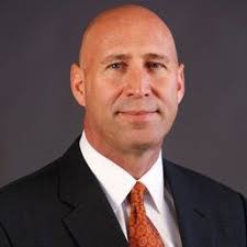 Ken Kuhlman's Instagram, Twitter & Facebook