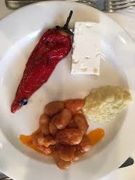 Ermeni Usulu Palamut Pilaki Picture Of Kiyi Restaurant Istanbul Tripadvisor