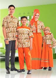 Baju serimbit untuk usia 40 th. Terjual Menjual Busana Baju Muslim Sarimbit Keluarga Pasangan Couple Batik Gamis Dan Anak Kaskus