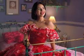 Ángela aguilar álvarez, conocida como ángela aguilar, es una cantante mexicana de música mariachi nacida en estados unidos, hija del cantante mexicano pepe aguilar y aneliz álvarez. Angela Aguilar Fue Acusada De Plagiar Su Ultima Cancion Con Christian Nodal Publimetro Mexico