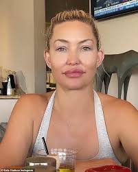Migliaia di nuove immagini di alta qualità aggiunte ogni giorno. Kate Hudson Is Playing With Extreme Face Changing Filters On Social Media London News Time