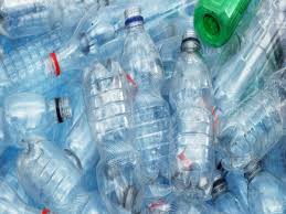 Botol plastik boleh dikatakan kita gunakan setiap hari, tapi pernahkah kita terfikir untuk kitar semula botol itu tadi untuk dijadikan barang yang berguna untuk kita seharian. Bernama Ambil Tindakan Tegas Terhadap Pengusaha Kitar Semula Plastik Haram