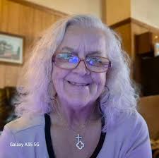 Jason Momoa with his mom and dad 🥰💚