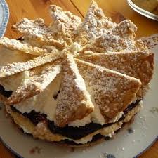 Knusper Friesentorte Mit Pflaumenmus Lecker Backen Friesentorte Kuchen Und Torten