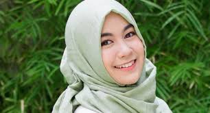 Girlband cherry belle began much in the know when they brought their first single is. Biodata Artis Anisa Rahma