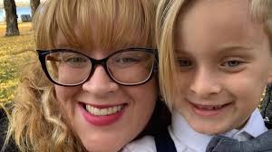 Fundraiser by Stephen Eason : Hollie Lauder