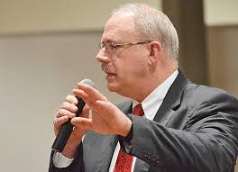 Charles Peters ends his campaign for prosecutor