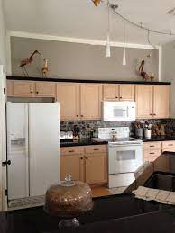 If i had to choose one person as the best. Table And Hearth Mauve Schmauve Kitchen Remodel Kitchen Design Oak Kitchen