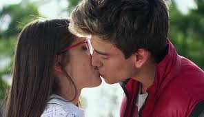 Gastina: First Kiss