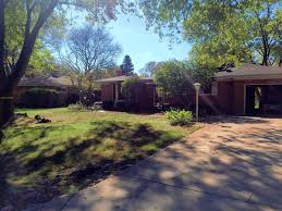 Man Dies In House Fire Near Glen Ellyn House Fire Glen Ellyn One Story Homes