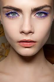 A Foolproof Guide To Wearing Colored Mascara According To Your Eye Color Colored Mascara Purple Mascara Makeup Trends