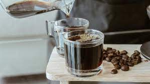 Efektivitas vaksin dipengaruhi oleh asupan makanan yang masuk ke dalam tubuh. Bolehkah Minum Kopi Setelah Vaksin Covid 19 Ini Kata Ahli