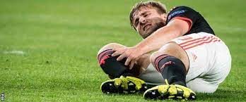 Man united inspiration shaw has capitalised on big break. Luke Shaw Man Utd Left Back Suffers Double Leg Fracture Bbc Sport