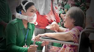 Diah erwiany adalah anak seorang jenderal (purnawirawan) dan sempat viral karena masker. Masker Istri Kasad Jenderal Andika Perkasa Curi Perhatian Publik