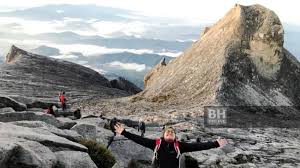 Hal itu membuat gunung ini dianggap sebagai asal muasal dari tak heran jika setiap tahunnya gunung ini selalu padat oleh wisatawan asing untuk mendatangi salah satu gunung tertinggi di asia tenggara ini. Pkpb Malim Gunung Berkebun Tampung Keperluan Keluarga