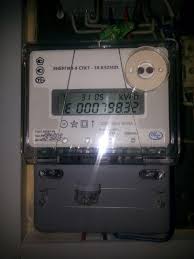 Sıvı yağlı dolu elektrikli petekler ısıtıcı ufonun daha pahalıya çıkacağı yöntemlerdir. Elektrikten Ucuz Isitma Nasil Yapilir Ozel Bir Evi Isitmanin En Ekonomik Yolu Bir Isitma Turu Nasil Secilir