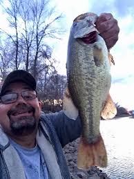 Can you tailgate and fish the bank