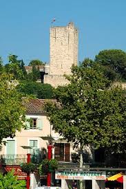 Tour Bermonde Sommieres Vaucluse Le Gard Tour