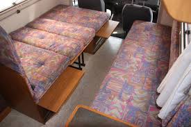 Je nach behinderung beziehungsweise anforderung kann man einen fertigen caravan umbauen oder einen ausbau komplett neu anfertigen lassen. Womo Neuling Wie Baue Ich Sitzgruppe Zum Bett Um Wohnmobil Forum Seite 1