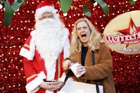 110,809 likes · 3,225 talking about this. Barbara Schoneberger Starportrat News Bilder Gala De