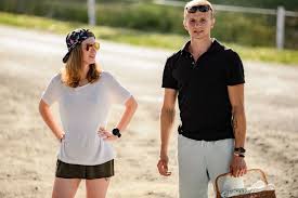 Dariusz adam wolski is a polish film and music video cinematographer. Rolnik Szuka Zony 7 Odcinek 6 Dwie Osoby Wrocily Do Domow Co Jeszcze Sie Wydarzylo Streszczenie 6 Odcinka Dziennik Polski