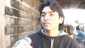 El joven crucificado rompió el silencio y acusó a la policía de haberlo  golpeado salvajemente