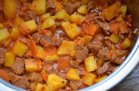 свинина с картошкой в духовке пошаговый рецепт с фото Zharkoe Po Domashnemu Iz Svininy S Kartoshkoj Poshagovyj Recept S Foto Avtor Recepta Aleksandr Direktor Cookpad V Kulinarnom Otpuske Recept Poleznye Recepty Nacionalnaya Eda Eda