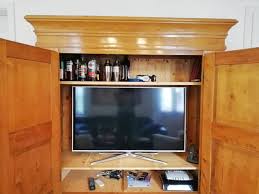 Wie stellt man den fernseher im wohnzimmer, damit die atmosphäre nicht darunter leidet? Fernseher Verstecken Die Gunstigste Einfachste Und Raffinierteste Losung