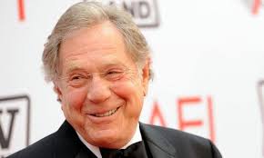 Στην καριέρα του ερμήνευσε δεκάδες. Pe8ane O Diashmos H8opoios Tzortz Sigkal Fpress Gr