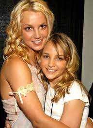 They seem to be happy together, so. Pin By Brittany Theodorakis On Celebrity Photos Gossip Jamie Lynn Spears Celebrity Siblings Lynn Spears