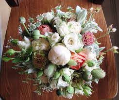 How to ship flowers in a box. Fedex Flowers How To Ship A Wedding Or Gift Bouquet Debra Prinzing