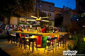 the pop up container junkyard restaurant restaurant architecture cafe exterior pop up restaurant