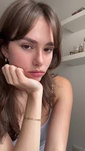 Claudia Cook's Instagram, Twitter & Facebook