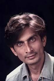 Kya koi bata sakta hai ki year 1982 me doordarshan per kis din aur kis  samaye film prasarit ki jati thi?