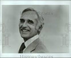 1976 Press Photo Actor Harold Gould as Harry Danton in "Feather & Father" 