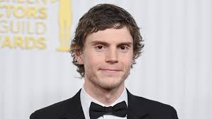 Evan Peters (Actor)