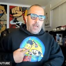 Ian Padrón denuncia al castrismo por utilizar a Elpidio Valdés en  propaganda comunista