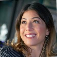 Tracy Graf's Instagram, Twitter & Facebook