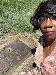 SHIRLEY BATES Obituary (2015)